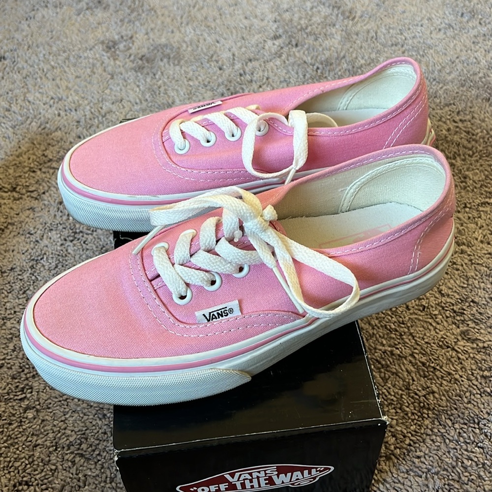Vans - Picture 6 of 7